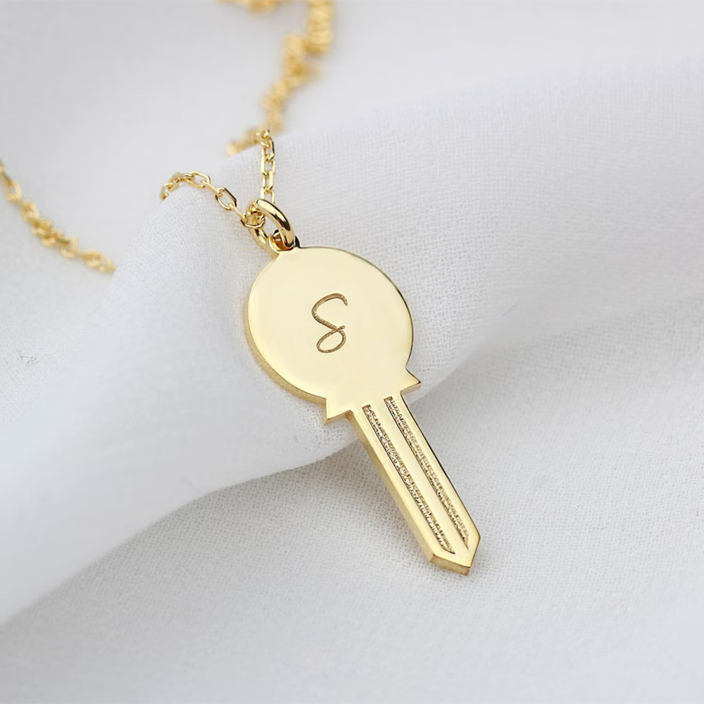 Personal Alarm Keychain - カスタムデリケートキーネックレス ステンレス製 パーソナライズ刻印ネームプレートチャームネックレス 母の日ギフト
