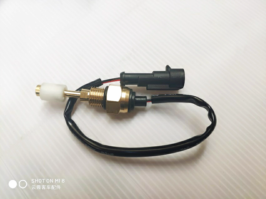 宇通バス部品用低水位警報スイッチM14*1.5ラジエーター水 - Water Alarm Sensor のレビューと価格