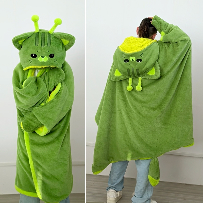 漫画風のかわいい宇宙猫のフード付きブランケットぬいぐるみマン - Fire Blanket Kitchen のレビューと価格